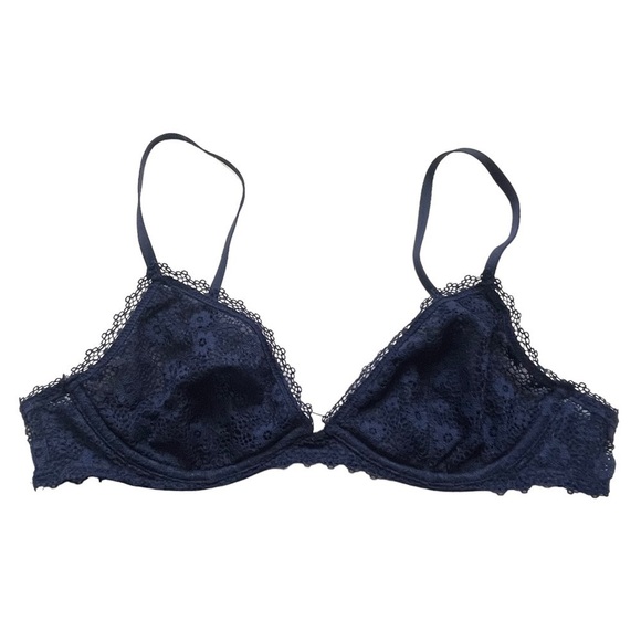 Victoria’s Secret Blue Lace Unlined Underwire Bra Size M Sexy - Picture 5 of 11
